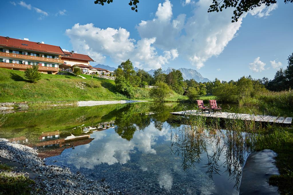 Landhotel Zum Bad Krun Exterior photo