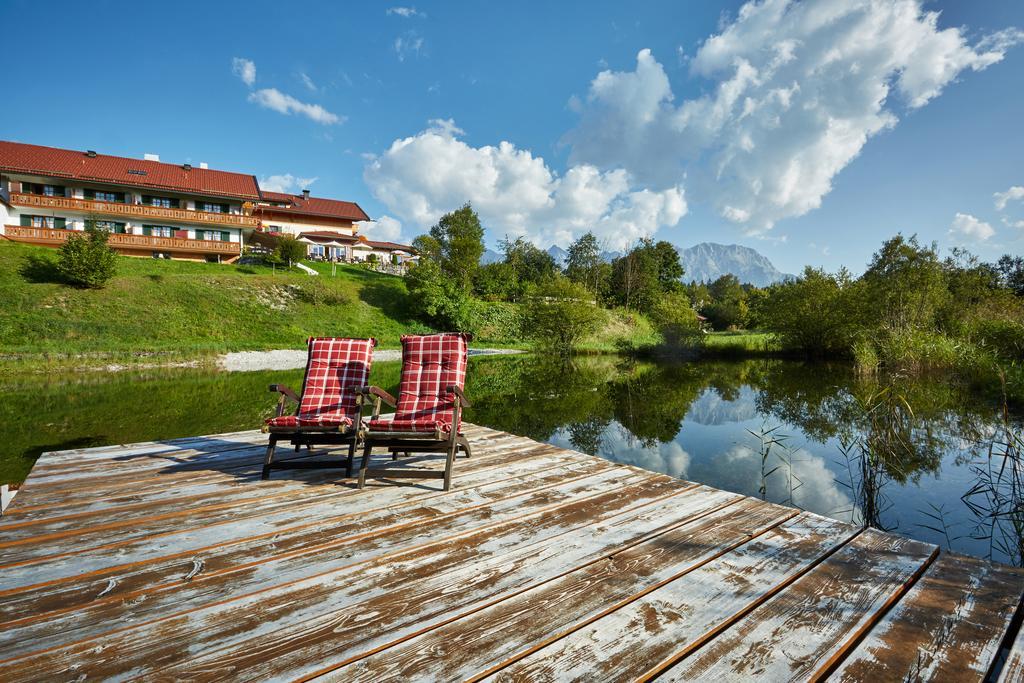 Landhotel Zum Bad Krun Exterior photo
